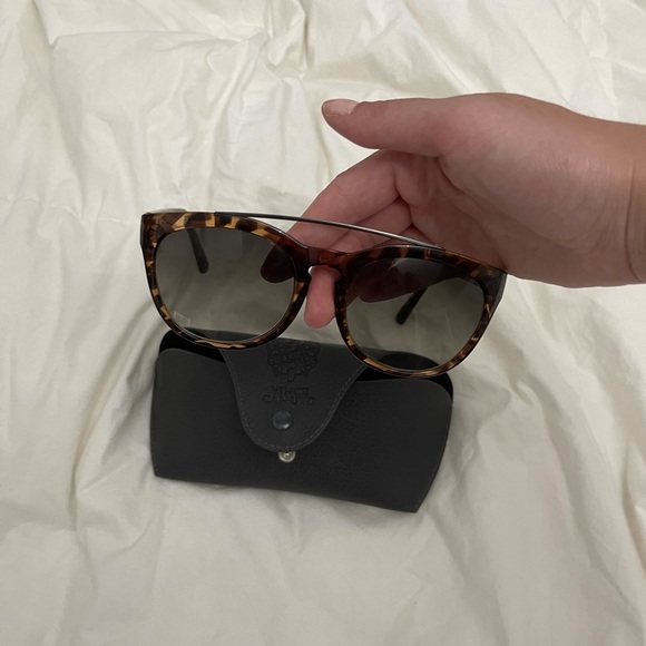 Brand new sunglasses - Picture 3 of 4